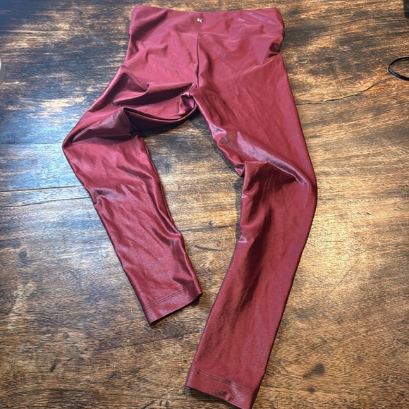 Koral Lustrous High Rise Legging (Ruby Shine) size smalll - Picture 7 of 7